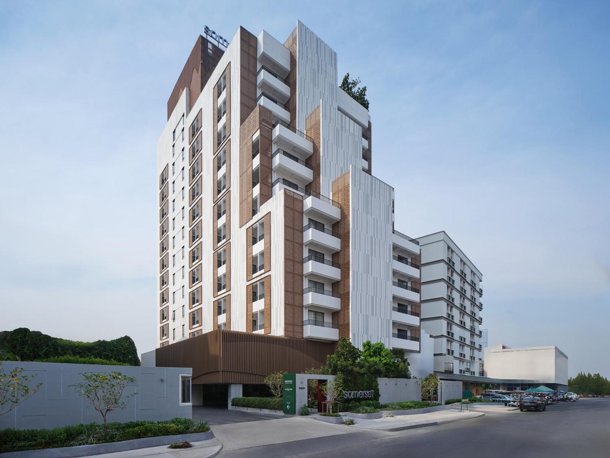 Somerset Sukhumvit 71 กรุงเทพมหานคร ภายนอก รูปภาพ